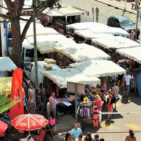 Emplacement Privilegie Pour Ce Bel * Saint-Raphael (Var)